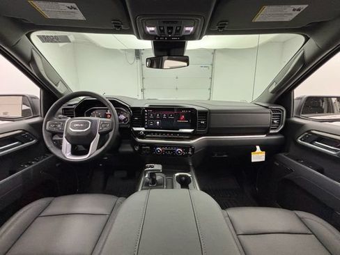 New 2026 GMC Sierra 1500 Elevation w/ Elevation Premium Package AWD/4WD image 4