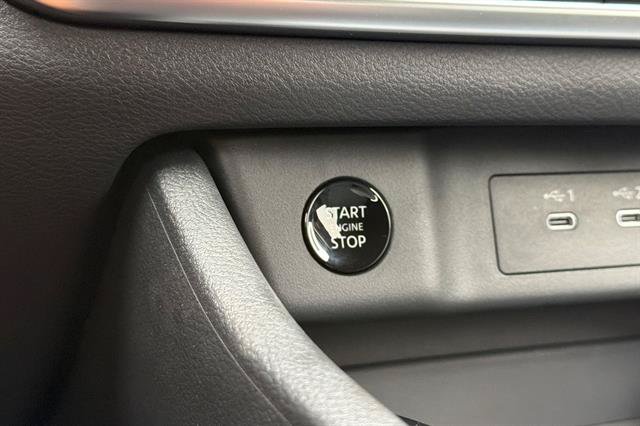 New 2026 Nissan Rogue SV FWD image 24