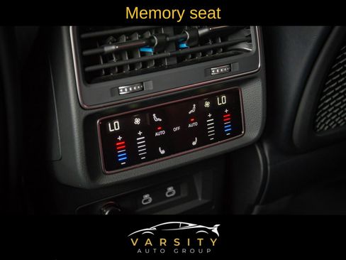 Used 2023 Audi SQ8 Premium Plus w/ Executive Package image 28