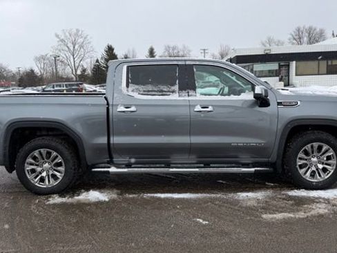Used 2019 GMC Sierra 1500 Denali w/ Driver Alert Package II image 4