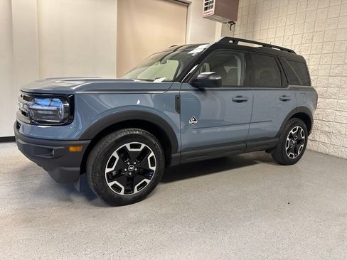 Used 2024 Ford Bronco Sport Outer Banks w/ Tech Package AWD/4WD image 42