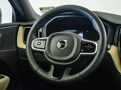 Used 2026 Volvo XC60 B5 Plus w/ Protection Package Premier AWD/4WD image 13