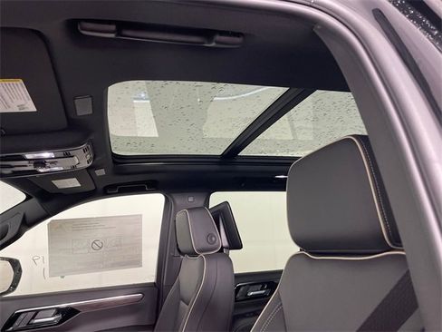 New 2025 Chevrolet Tahoe Premier image 13