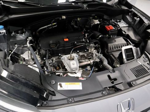 Used 2025 Honda HR-V Sport image 16