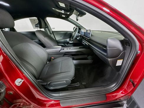 Used 2024 Hyundai Ioniq 6 SE RWD image 31