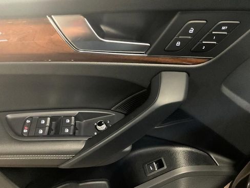 Used 2023 Audi Q5 2.0T Premium Plus image 33