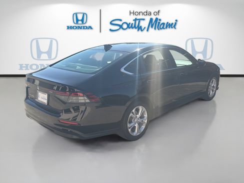 Used 2023 Honda Accord LX image 7