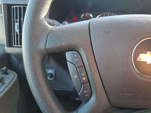 Used 2024 Chevrolet Express 2500 w/ Driver Convenience Package image 17