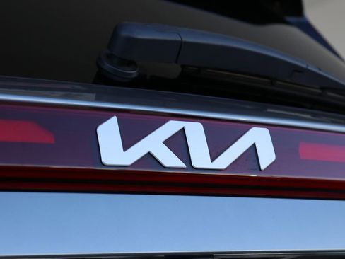 Used 2024 Kia Seltos S image 26