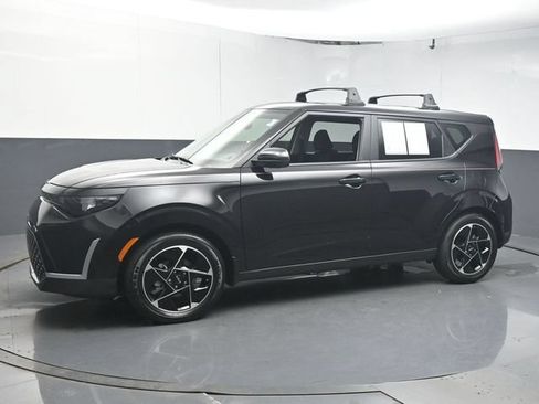 Used 2025 Kia Soul EX FWD image 4