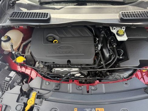 Used 2018 Ford Escape SEL image 19