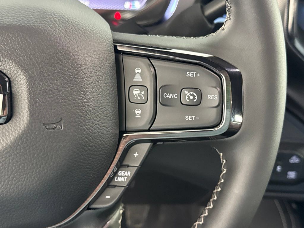 New 2027 RAM 2500 Limited AWD/4WD image 16