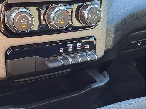 Used 2025 RAM 1500 Tradesman AWD/4WD image 27