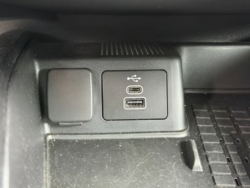 Used 2025 Ford Bronco Sport Heritage AWD/4WD image 11