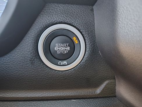 Certified 2025 RAM 1500 Big Horn AWD/4WD image 29