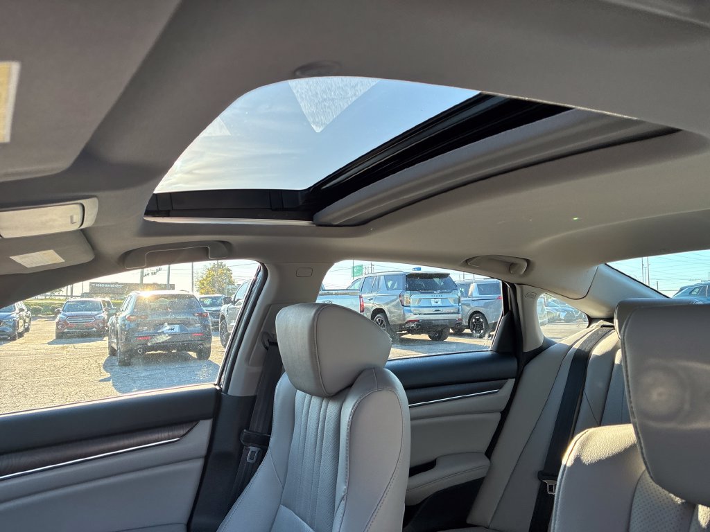 Certified 2019 Honda Accord Touring image 19