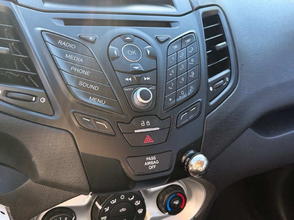 Used 2018 Ford Fiesta SE FWD image 12