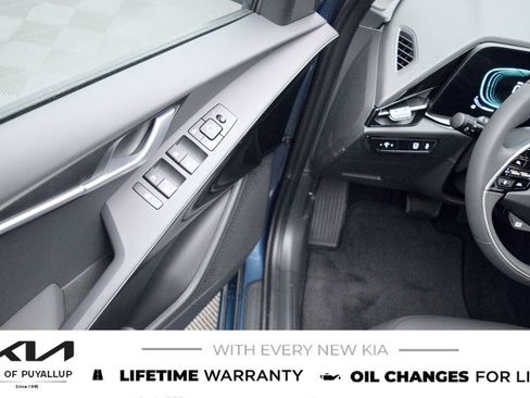 New 2026 Kia Niro EX FWD image 27