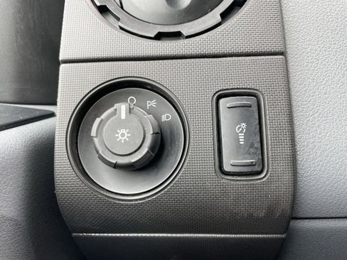 Used 2016 Ford F250 XL w/ Power Equipment Group image 40