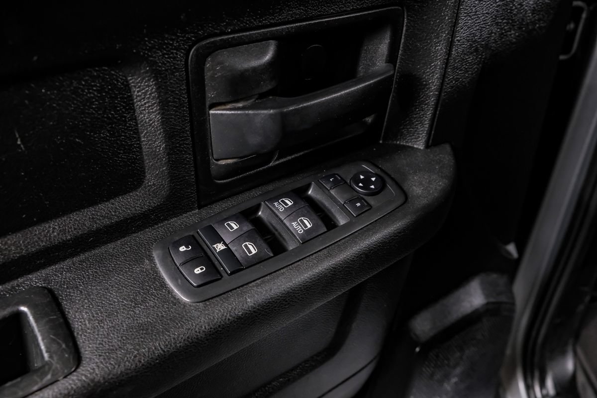 Used 2020 RAM 3500 Tradesman AWD/4WD image 32