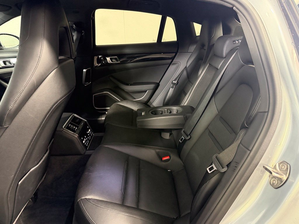 Used 2023 Porsche Panamera w/ Premium Package RWD image 17