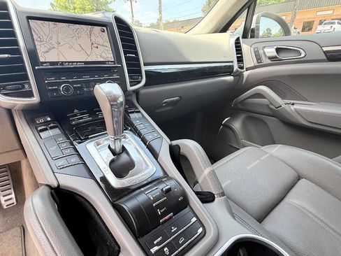 Used 2011 Porsche Cayenne S AWD/4WD image 67
