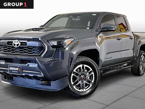 Used 2024 Toyota Tacoma TRD Sport image 1