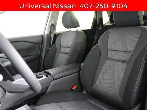 Certified 2026 Nissan Rogue SV FWD image 17