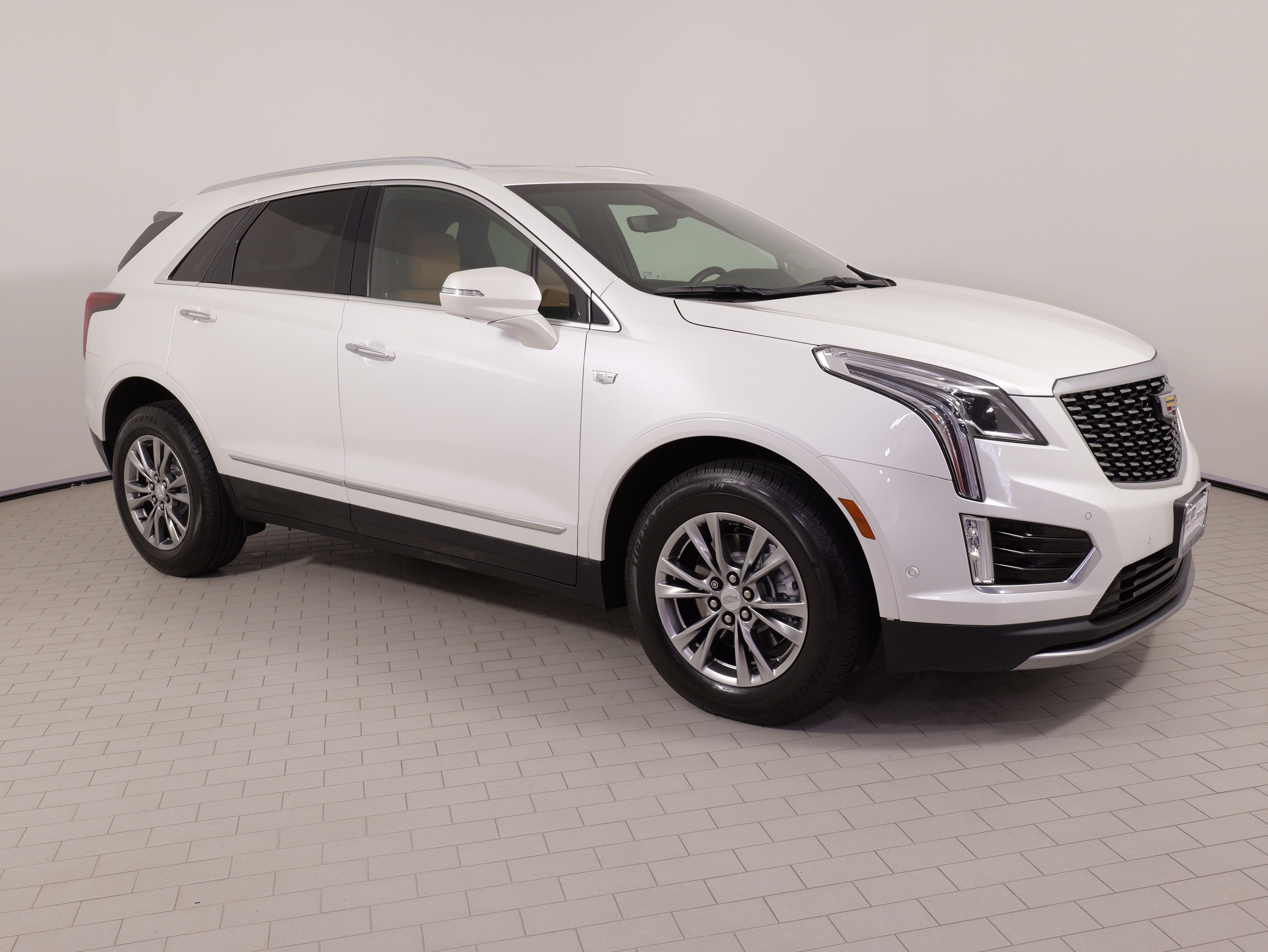 Used 2021 Cadillac XT5 Premium Luxury AWD/4WD image 7