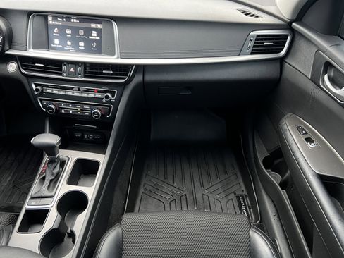 Used 2019 Kia Optima S image 34