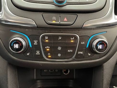 Used 2023 Chevrolet Equinox LT AWD/4WD image 4