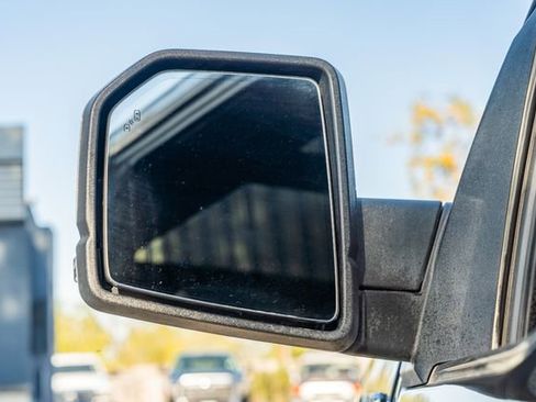 Used 2019 Ford F150 Platinum w/ Equipment Group 701A Luxury image 11