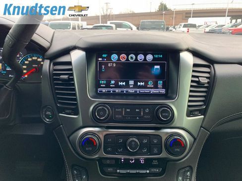 Used 2020 Chevrolet Suburban Premier image 23