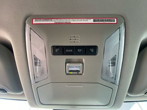 Used 2024 Toyota RAV4 LE AWD/4WD image 25