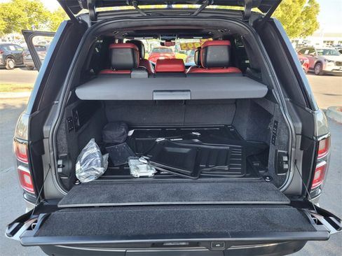 Used 2020 Land Rover Range Rover Autobiography image 37
