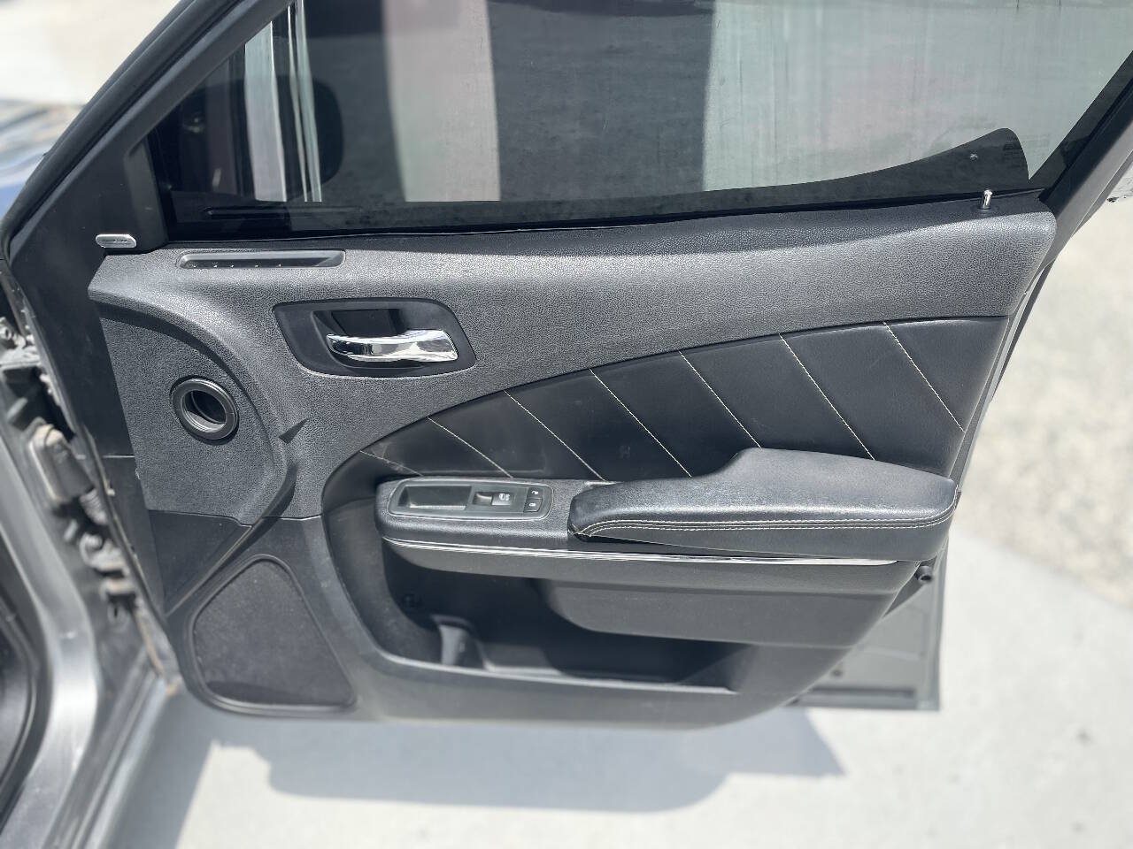 Used 2011 Dodge Charger R/T RWD image 26