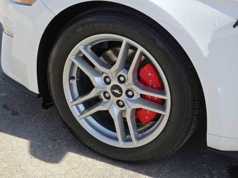 Used 2019 Ford Mustang Premium image 12