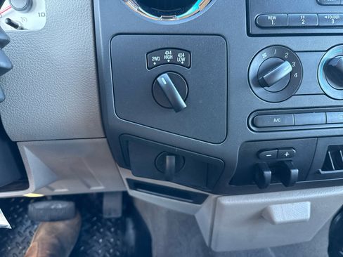 Used 2009 Ford F250 XLT image 19