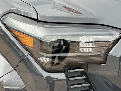 New 2026 Toyota Tacoma SR5 image 30