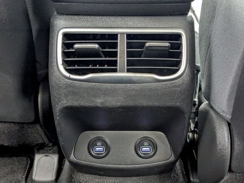 Used 2023 Hyundai Santa Fe SEL FWD image 18