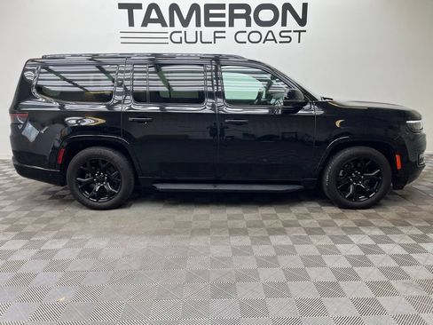 Used 2024 Jeep Wagoneer Series II w/ Convenience Group I AWD/4WD image 4
