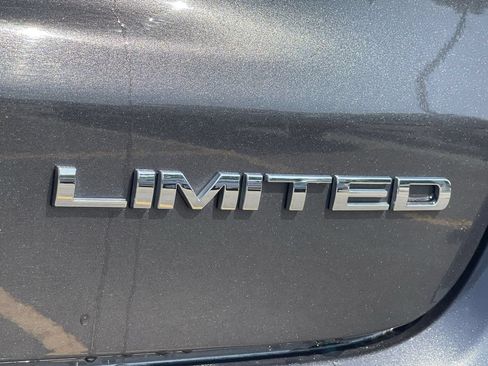Used 2024 Jeep Compass Limited AWD/4WD image 8