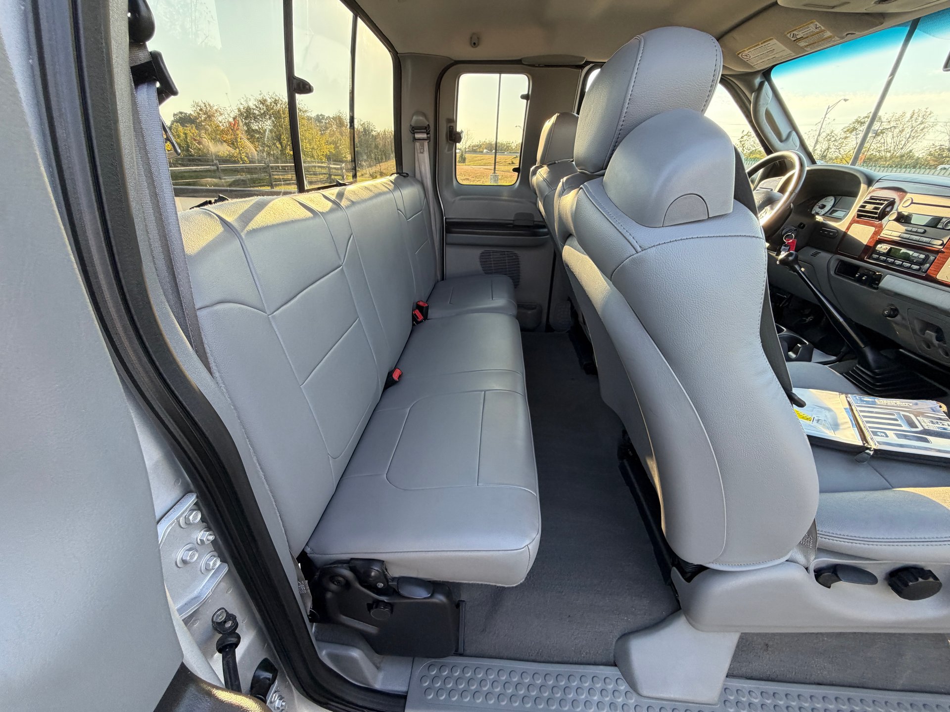 Used 2006 Ford F350 XL AWD/4WD image 14
