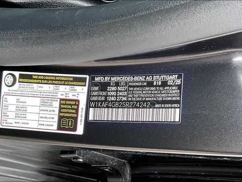 Used 2025 Mercedes-Benz C 300 Sedan image 16