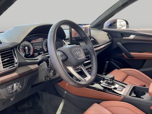 Used 2024 Audi Q5 2.0T Premium Plus AWD/4WD image 16