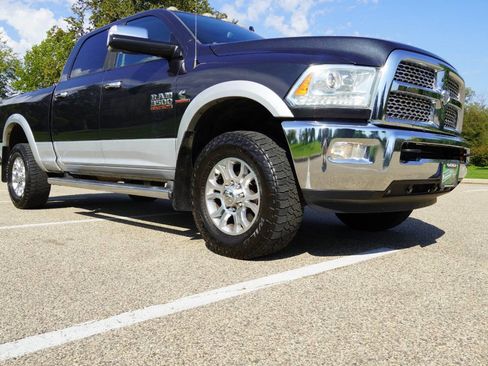 Used 2014 RAM 3500 Laramie image 15