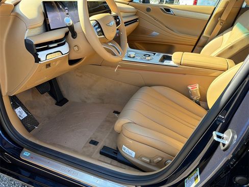 New 2026 Genesis G80 2.5T Advanced image 9