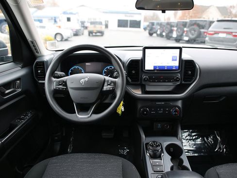 Used 2021 Ford Bronco Sport image 12