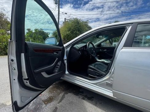 Used 2009 Cadillac CTS 3.6 w/ Wood Trim Package RWD image 5