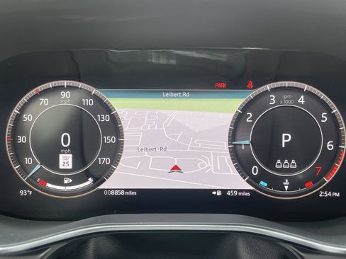 Certified 2024 Jaguar F-PACE R-Dynamic S image 19